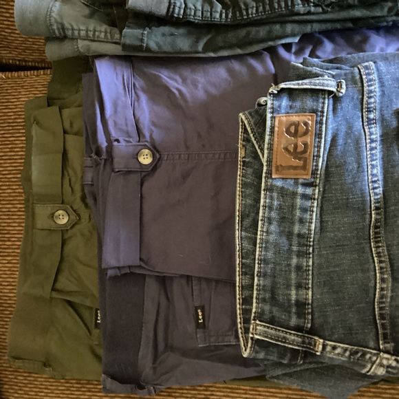 Women’s lot of assorted capris - Picture 5 of 6